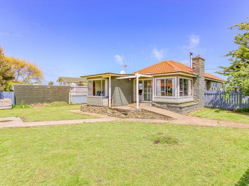 11 Oxford Road, Springvale