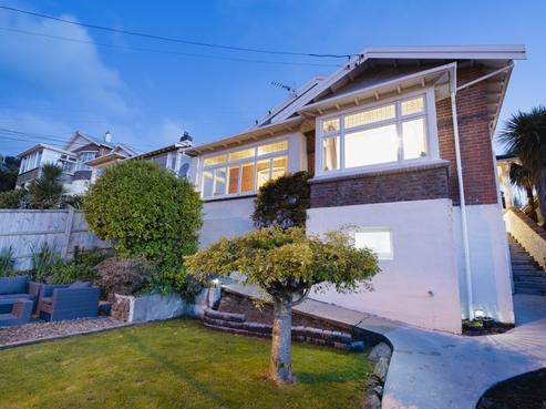 8 Highcliff Road, Andersons Bay
