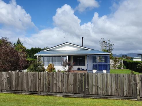 6 Manawatu Street, Dobson