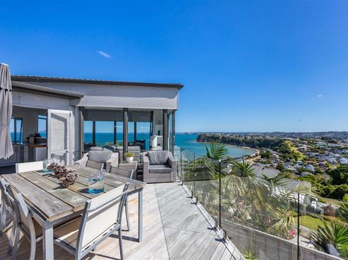 61 Roberts Road, Matakatia