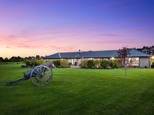 425 Mount Thomas Road, Fernside