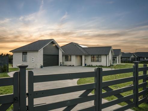 11 Mike Smith Drive, Cambridge