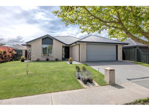50 Hakatere Road, Pegasus