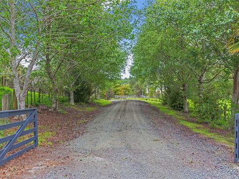 872 Haruru Road, Wainui