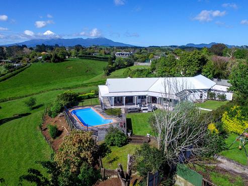 345 Frankley Road, Ferndale
