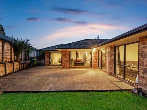 3 Ebanjane Way, Clendon Park