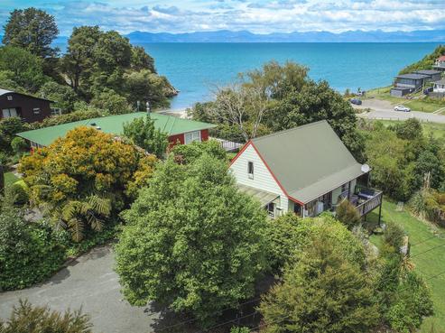 10 Cook Crescent, Kaiteriteri