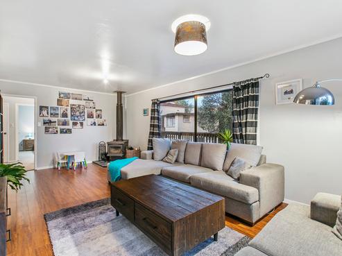 2/64 Carlisle Road, Browns Bay