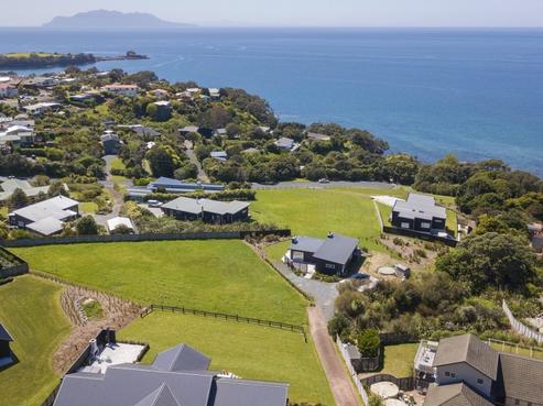 25 Lax Crescent, Leigh