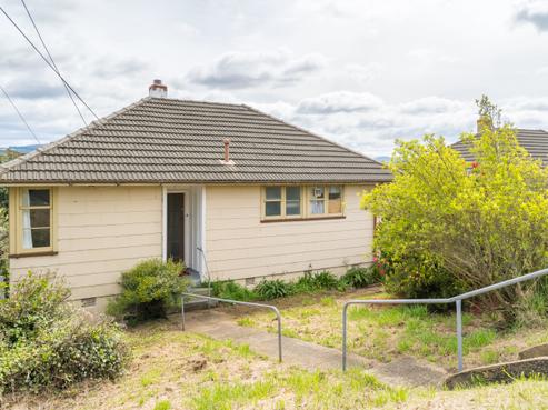 28 Columba Avenue, Calton Hill