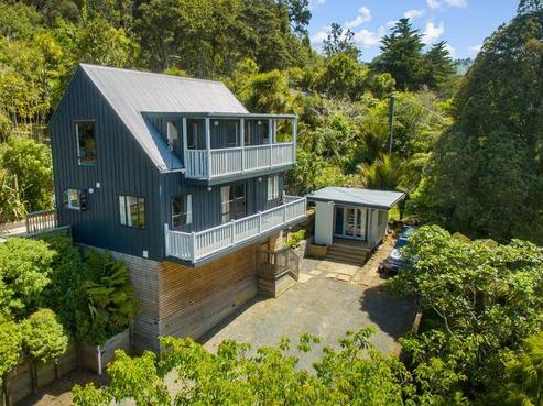 136 Mountain Road, Henderson Valley