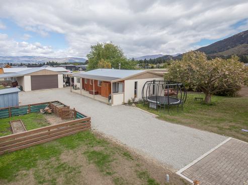 8 Woodpecker Street, Lake Hawea