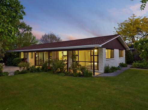 12 Heaphy Place, Casebrook