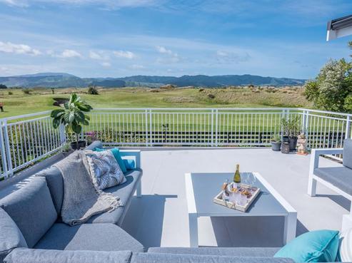 50 Golf Road, Paraparaumu Beach
