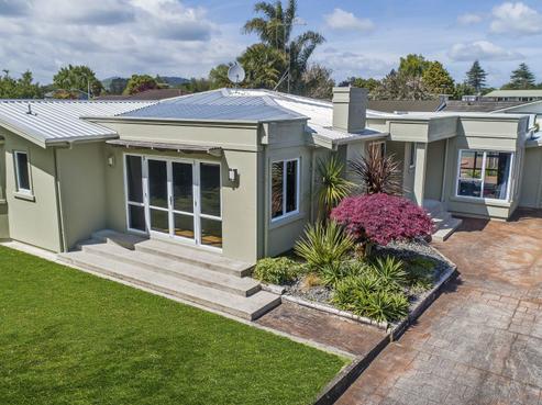 15 Hemans Street, Leamington