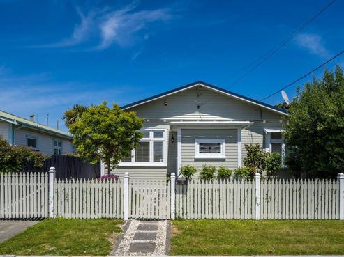 16 Ava Street, Petone