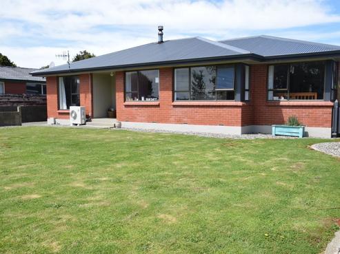 50 Tuai Street, Ascot
