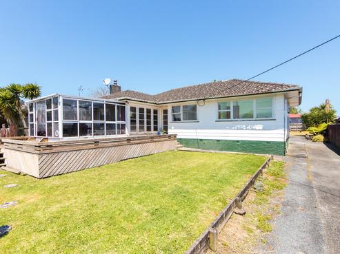 113 Wharf Road, Te Atatu Peninsula