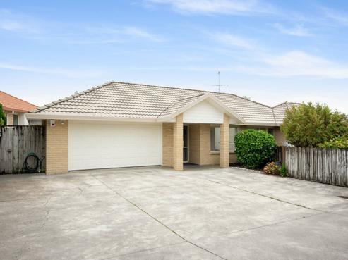 2/39 Tarnica Road, Northpark