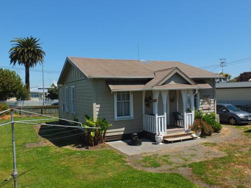 33 Russell Street, Foxton