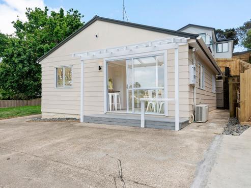 6 Wiriana Place, Stanmore Bay