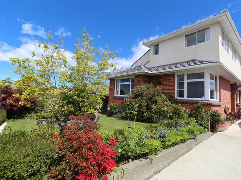 15A Livingstone Street, West End