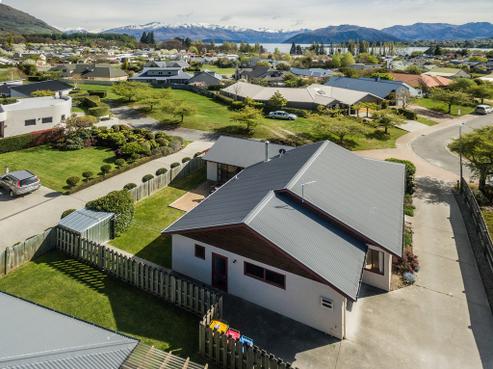 11A Little Oak Common, Wanaka