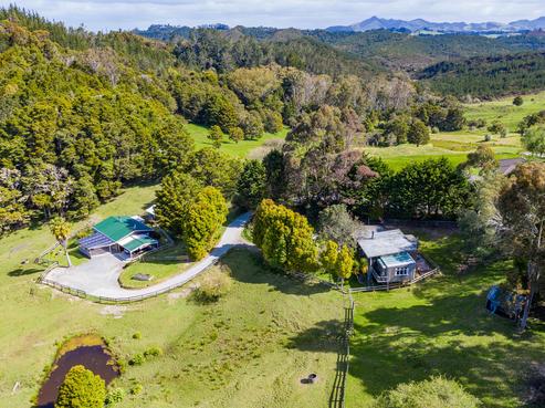 239 Pukeatua Road, Maungatapere