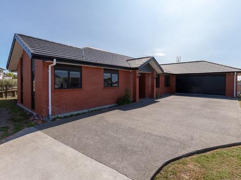 25 Mataroa Crescent, Flagstaff