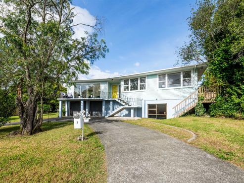 2 Taioma Crescent, Te Atatu Peninsula