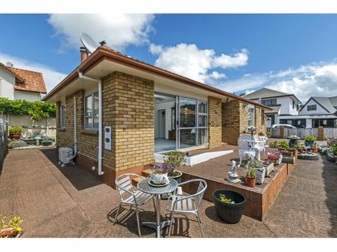 23A Nukumea Common, Orewa