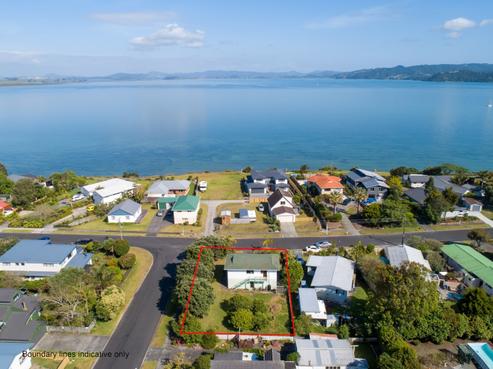 18 Manaia View Road, One Tree Point