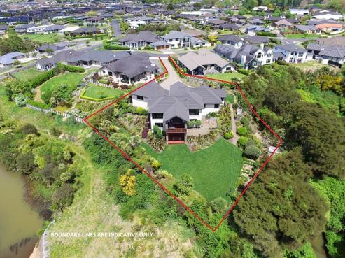11 Karl Michael Crescent, Flagstaff