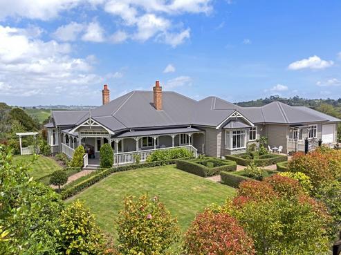 6 Griggs Road, Whitford