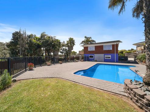 6 April Place, Red Hill