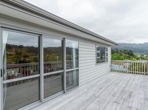 32 Speldhurst Grove, Stokes Valley