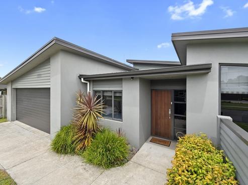 3 Christobel Circle, Huntington
