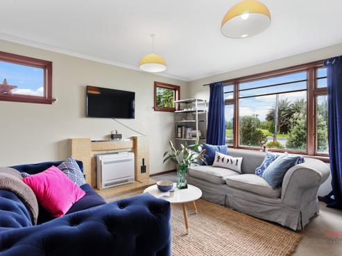 369 Estuary Road, South New Brighton