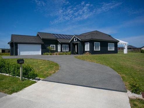 1 Kotare Grove, Cambridge