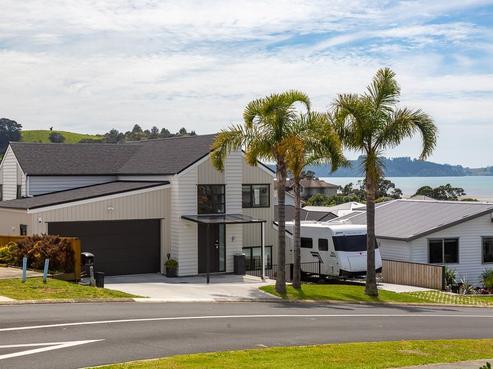 3 Schooner Avenue, Snells Beach