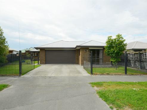 130 Saint Johns Street, Bromley