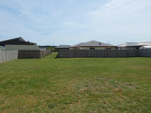 6 Oxnam Place, Foxton Beach