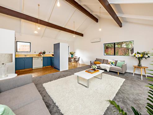 4/220 Great South Road, Takanini