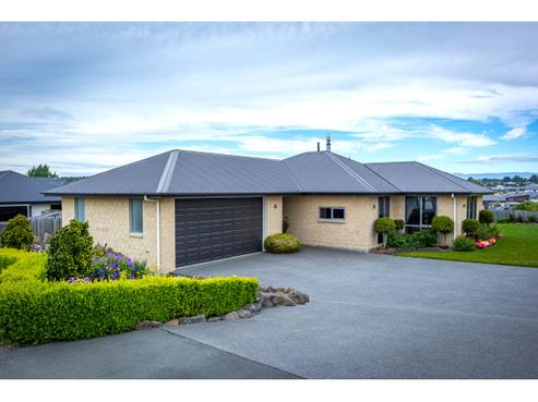 11 Hunter Hills Drive, Gleniti