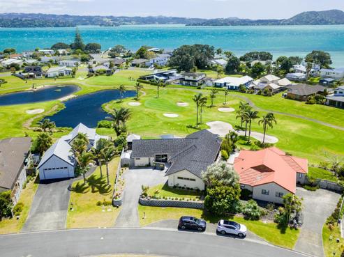 6 Cayman Court, One Tree Point