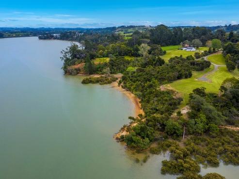 34 Merewhira Road, Paremoremo