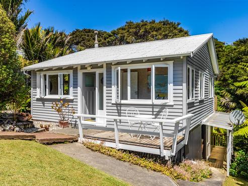 38 Waiheke Road, Waiheke Island
