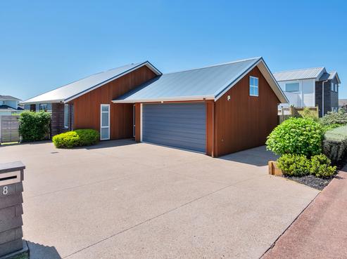 8 Giarni Place, Karaka