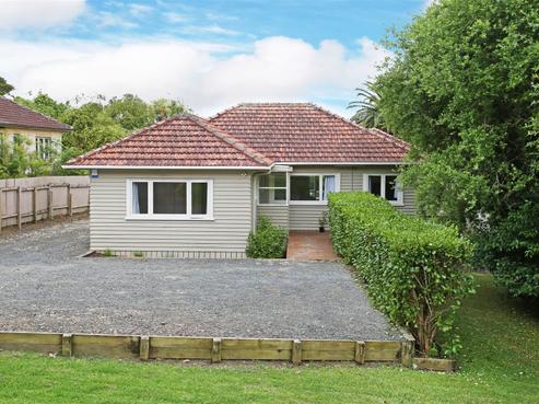 52 East Street, Pukekohe