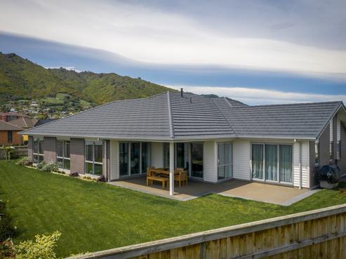 67 Waipunahau Road, Waikanae